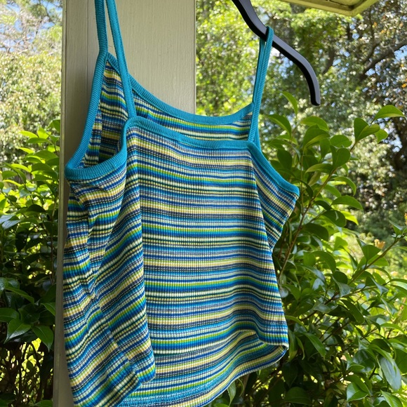 5•7•9 Vintage 90’s Striped Slightly Cropped Tank - Picture 3 of 9